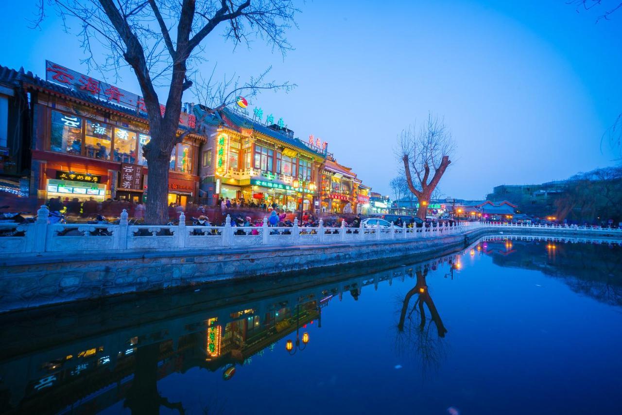 The East Hotel-Very Close To The Drum Tower,The Lama Temple,Houhai Bar Street,And The Forbidden City,There Are Many Old Beijing Traditional Hutongs Around The Hotel ,Experience The Culture Of Old Beijing Hutongs,Near Exit A Of Shichahai On Metro Line Екстер'єр фото